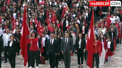 Milli Eğitim Bakanı Tekin, çocuklarla Anıtkabir'de