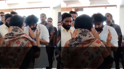 కాళ్ళు మొక్కిన Pawan Kalyan.. Nomination రోజు ఆసక్తికర సంఘటన | Pithapuram | Oneindia Telugu