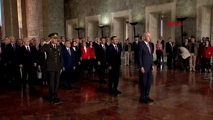 Anıtkabir'de 23 Nisan töreni