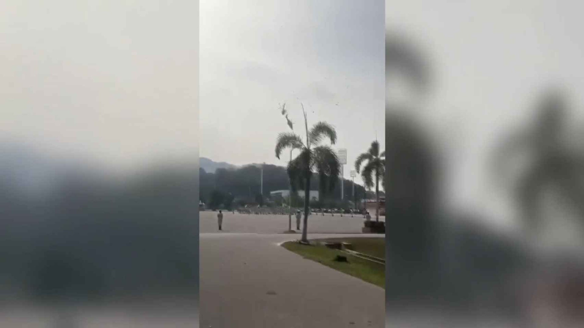 Colisión de dos helicóptero militares en Malasia.