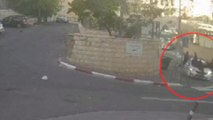 Dos palestinos atropellan a un grupo de israelíes y bajan del vehículo para rematarlos en Jerusalén