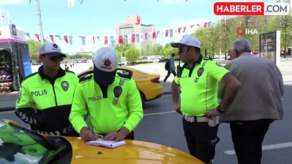 Taksim'de ticari taksi denetimi yapıldı