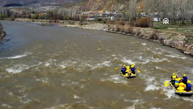 Çoruh Nehri rafting tutkunlarını ağırlamaya başladı
