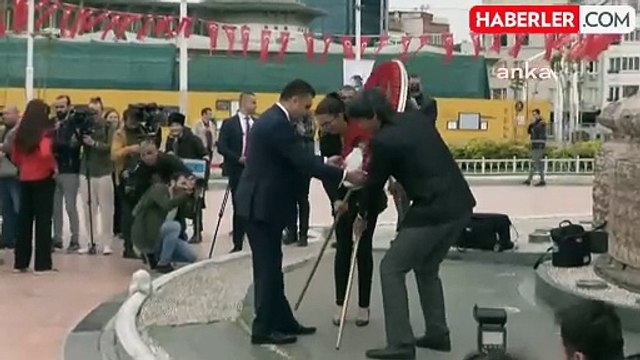 İmamoğlu: Umarım bu memleketin evlatlarına, çocuklarına mahcup olmayan yöneticiler oluruz