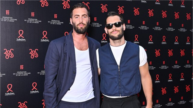 GALA VIDEO - Simon Porte Jacquemus papa : qui est son mari Marco Maestri ?