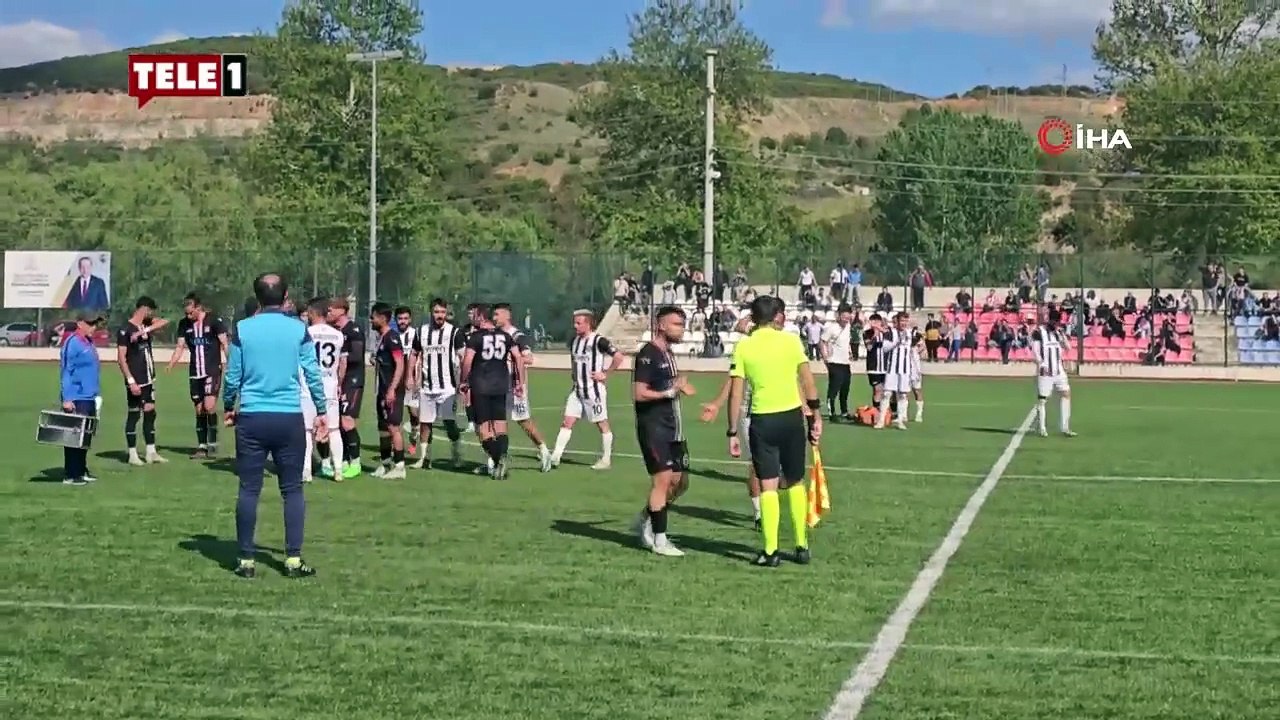 Amatör Lig maçında ortalık karıştı, futbolcular birbirine girdi