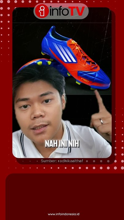 Pemuda Protes Biaya Bea Cukai Tinggi