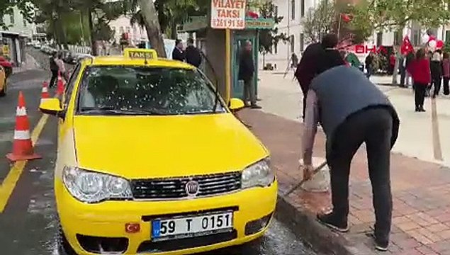 Tekirdağ ve Edirne’de toz taşınımı; araçlar çamurla kaplandı