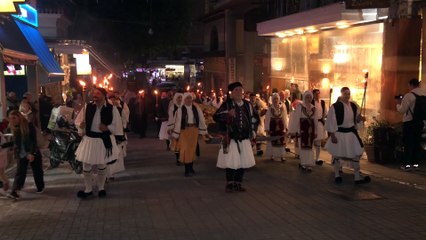 Λαμπαδηφορία ιστορικής μνήμης για τον Αθανάσιο Διάκο στη Λαμία