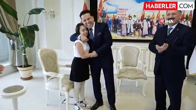 Başkan Özer, koltuğunu 4. sınıf öğrencisine devretti