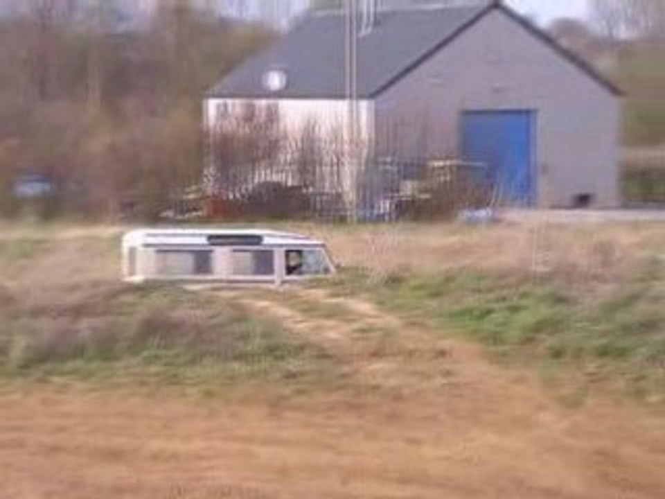 MOV05F