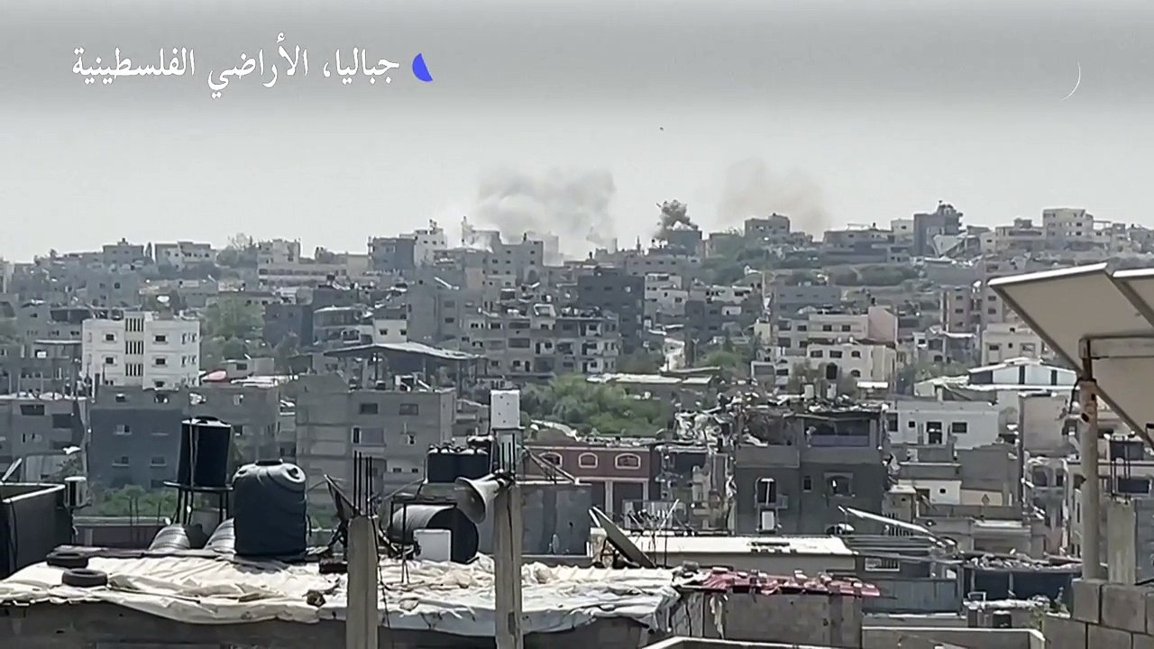 قصف على جباليا في شمال قطاع غزة مع دخول الحرب ي...