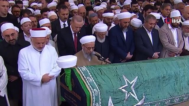 Hasan Efendi Hazretleri (k.s.) son yolculuğuna uğurlandı!