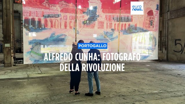 Portogallo: a 50 anni dalla Rivoluzione dei Garofani le foto di Alfredo Cunha raccontano la storia