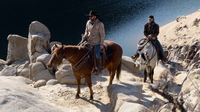 Seuls face à l'Alaska vidéo bande annonce