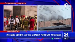¡Último minuto! se reporta incendio en edificio del Centro de Lima