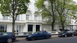 The famous fake houses in west London