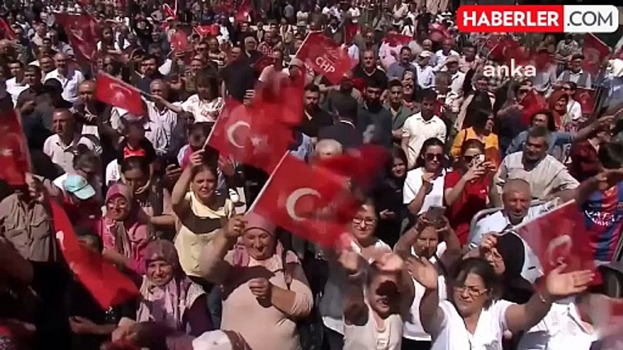 CHP Genel Başkanı Özel Sarıgöl'de: "Kavgayı Halk İçin Çiftçi İçin İşçi, Esnaf İçin Emekli İçin Ederim"