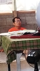 Dad too focused on watching TV