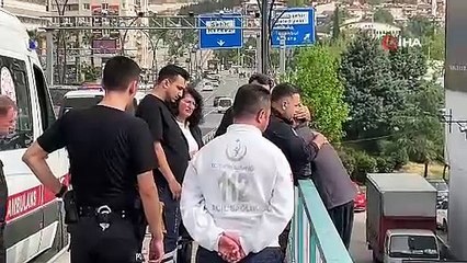 İntihar girişiminde bulunan şahsa polisten şefkat eli