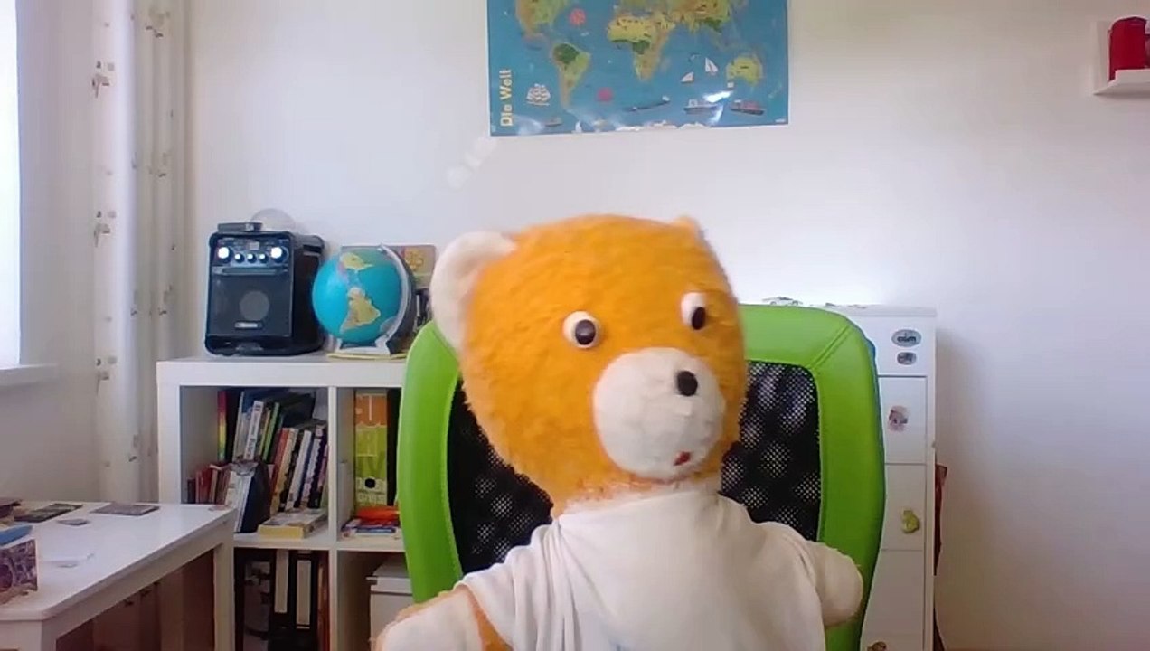 039 Fragen an SuperTeddy - Lieblingsfarbe