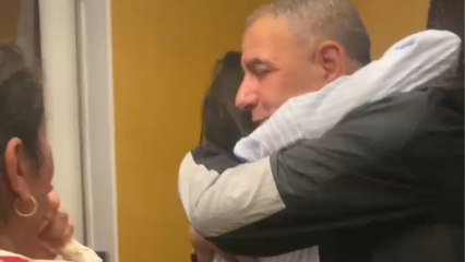 Woman's surprise return home after 3 years fills family members' hearts with overwhelming love