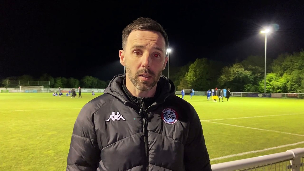 Badshot Lea manager Gavin Smith post-Uxbridge