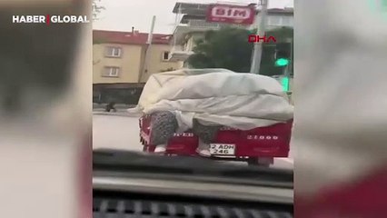 Gövde ve başı naylona sarılı kadının ilginç yolculuğu herkesi hayrete düşürdü
