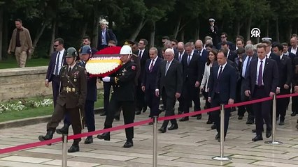 Almanya Cumhurbaşkanı Anıtkabir'i ziyaret etti.