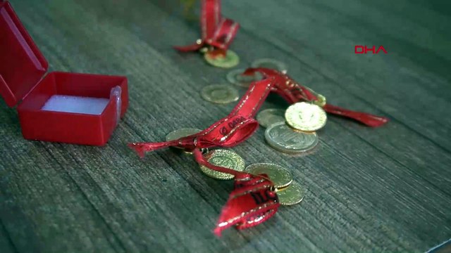 Siirt'te akıllara durgunluk veren olay! Yıkamaya getirilen halının içinden yüklü miktarda altın çıktı