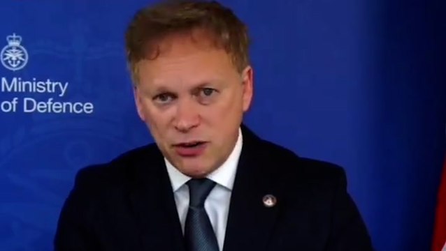 72,000 civil service job cuts will pay for £75bn in defence, says Grant Shapps