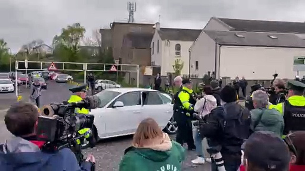 Sir Jeffrey Donaldson arrives at Newry Courthouse