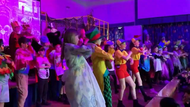 Shrewsbury primary school in Wonderland over 'outstanding' Ofsted rating