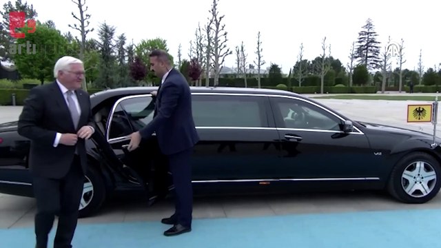 Erdoğan, Almanya Cumhurbaşkanı Steinmeier'i resmi törenle karşıladı... Naber, nasılsın... How are you?