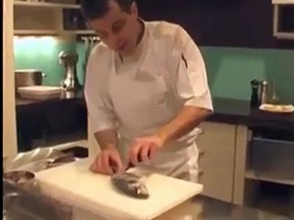 Recette de chef : daurade en écailles de courgettes et tempura de fleurs de courgettes