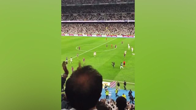 El antideportivo gesto de Ferrán según acabó el Clásico que lleva 1 millón de reproducciones en X