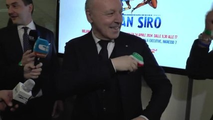Scudetto Inter, Marotta esulta ancora: sventola il fazzoletto tricolore