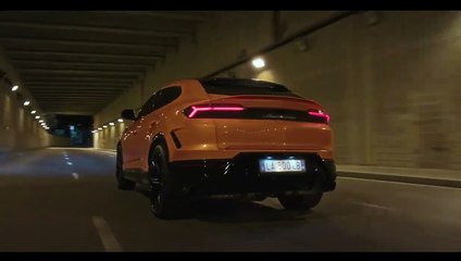 لامبورغيني أوروس: هجينة تحافظ على محرك V-8 بمزيد من القوة