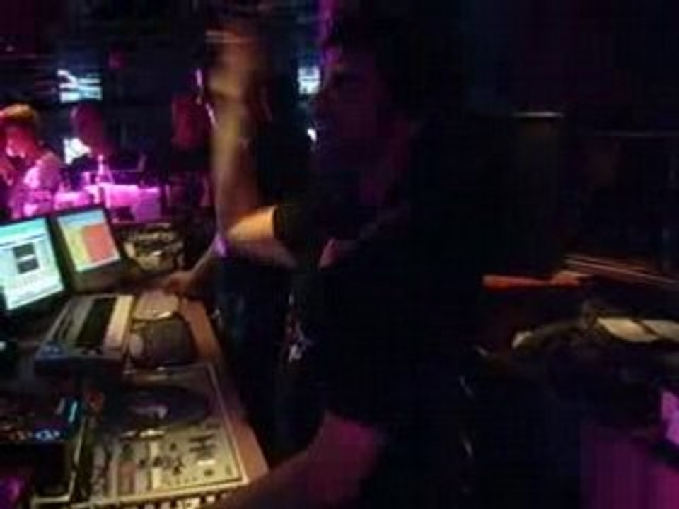 GREG CERRONE @ LA RESERVE 5 AVRIL 2008 PART 12