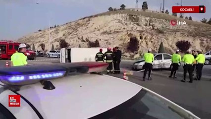 Konya'da minibüsün devrilerek sürücüsünün altında kaldığı kaza anı