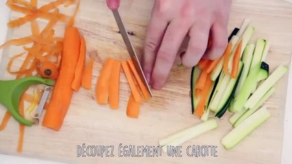 Bocal de nouilles et légumes