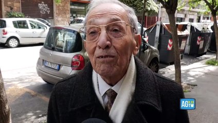 Blitz degli anarchici nella notte a Roma, danneggiate vetrine, banche e automobili