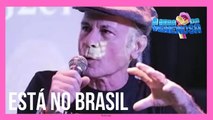 Bruce Dickinson, vocalista do Iron Maiden, perde duelo de esgrima em Curitiba (PR)