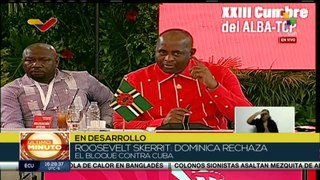 El  primer ministro de Dominica rinde tributo a los fundadores del ALBA