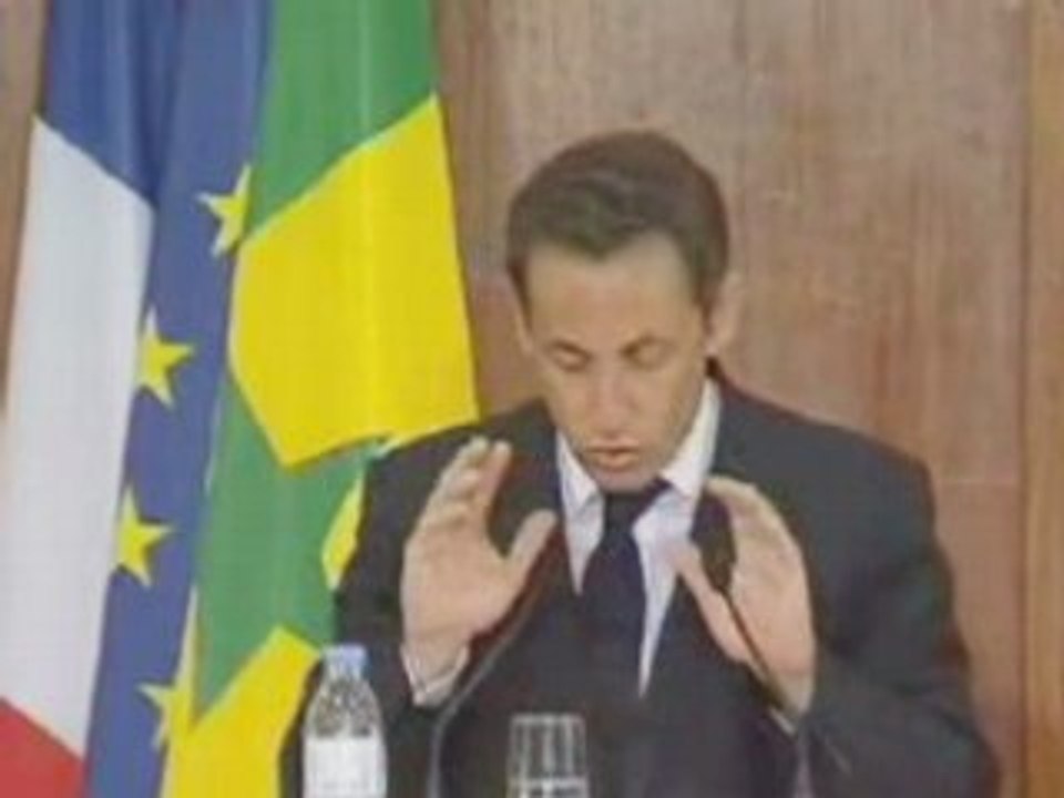 Sarko clash CHIRAC discours raciste et  (détournement)