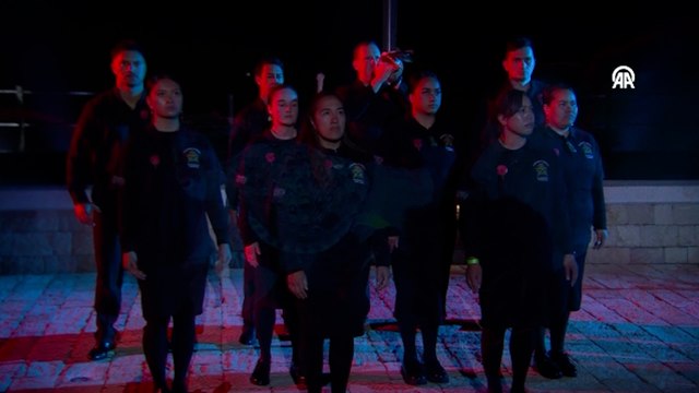 Anzak Koyu'nda geleneksel Şafak Ayini yapıldı