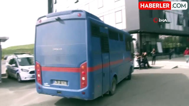 Dilan Polat çıkıyor mu? Dilan Polat, Banu Parlak duruşmasında ağladı mı? Nilda Polat'a dokunmak istedi, eşinin elini tuttu...