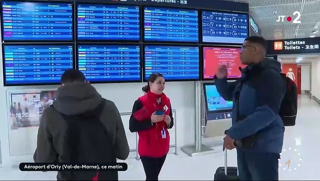 Malgré un accord de dernière minute avec un syndicat d’aiguilleurs du ciel français, le trafic aérien s’annonce extrêmement perturbé aujourd’hui en France et par ricochet en Europe - VIDEO