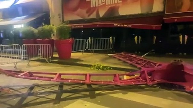 Les ailes du Moulin Rouge se sont effondrées cette nuit