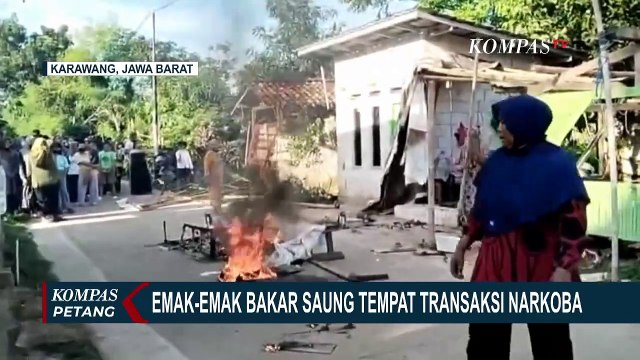 Emosi, Emak-Emak di Karawang Gerebek dan Bakar Saung Tempat Transaksi Narkoba!